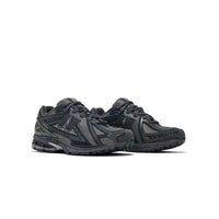 New Balance 1906R Greyscale