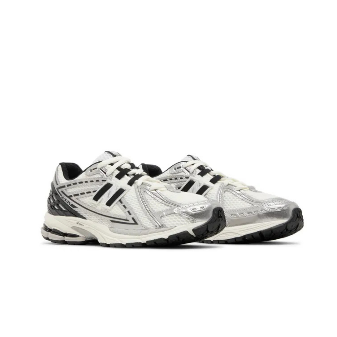 New Balance	1906R Silver Metallic Black