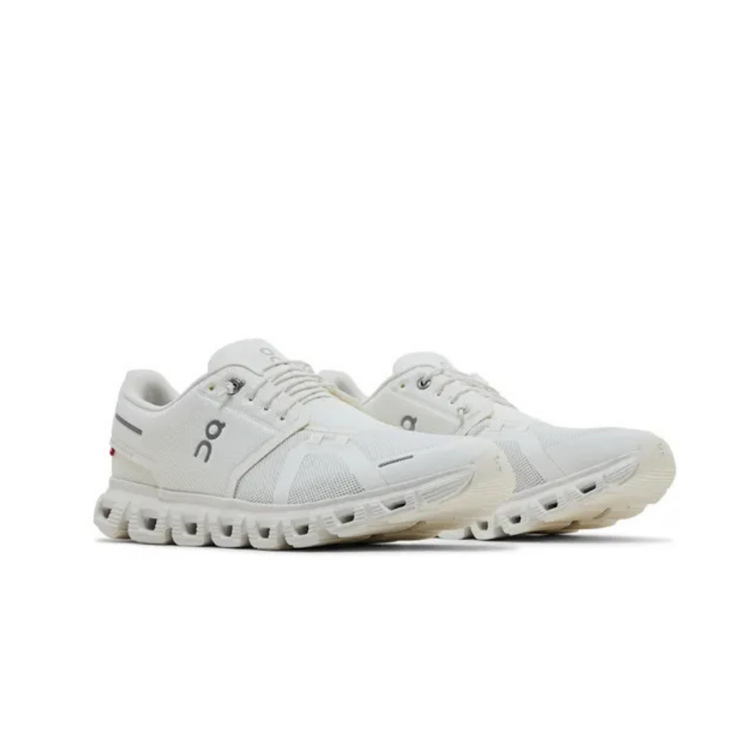 ON Cloud 6 Triple White
