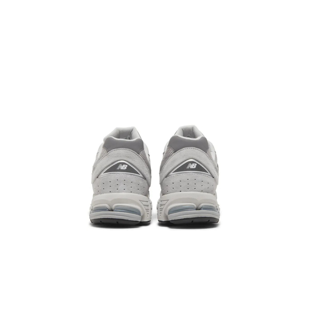 New Balance	2002R Grey