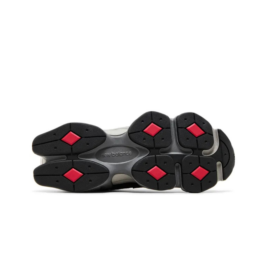 New Balance	9060 Black Castlerock