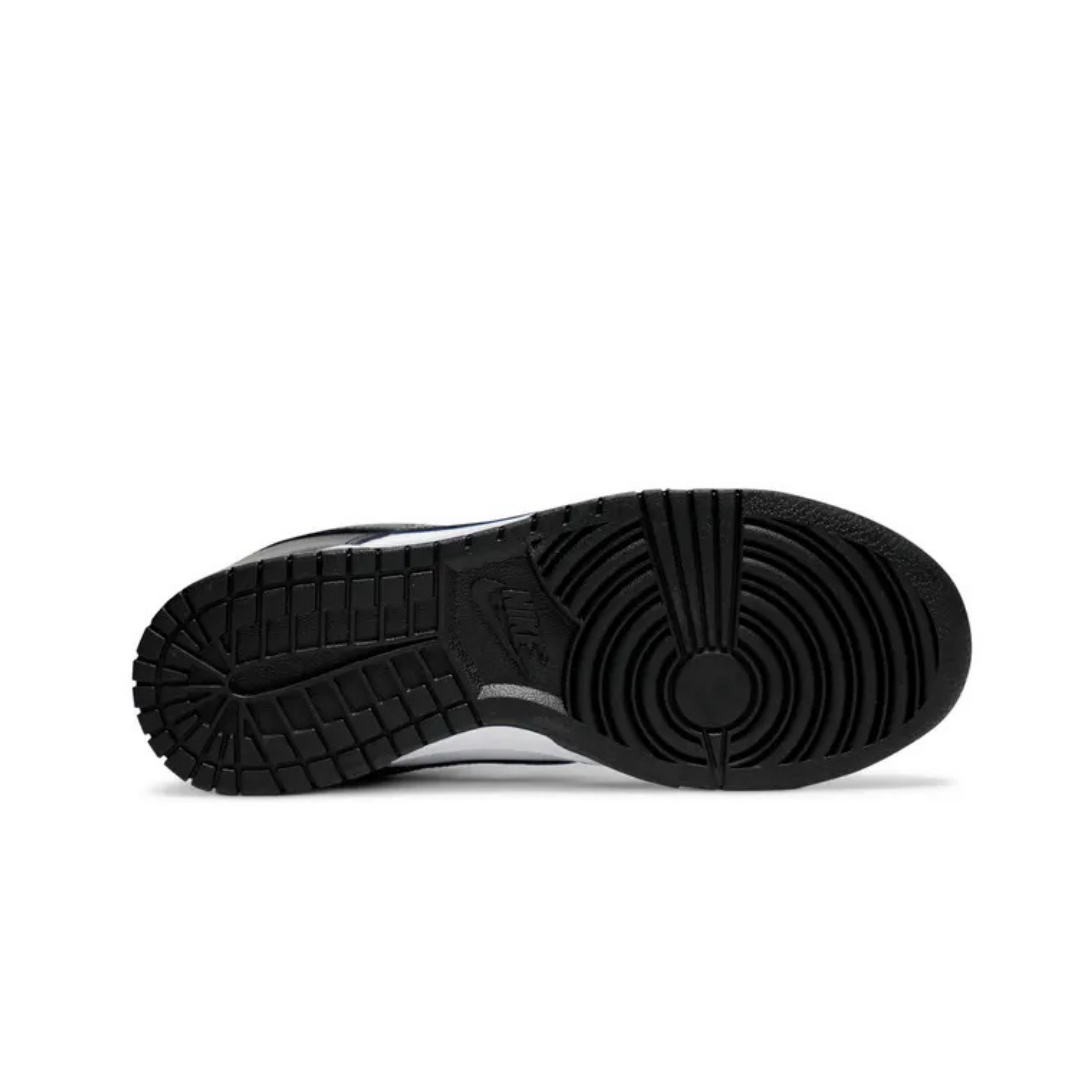 Nike Dunk Low Panda