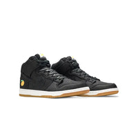 Nike SB Dunk High Momofuku