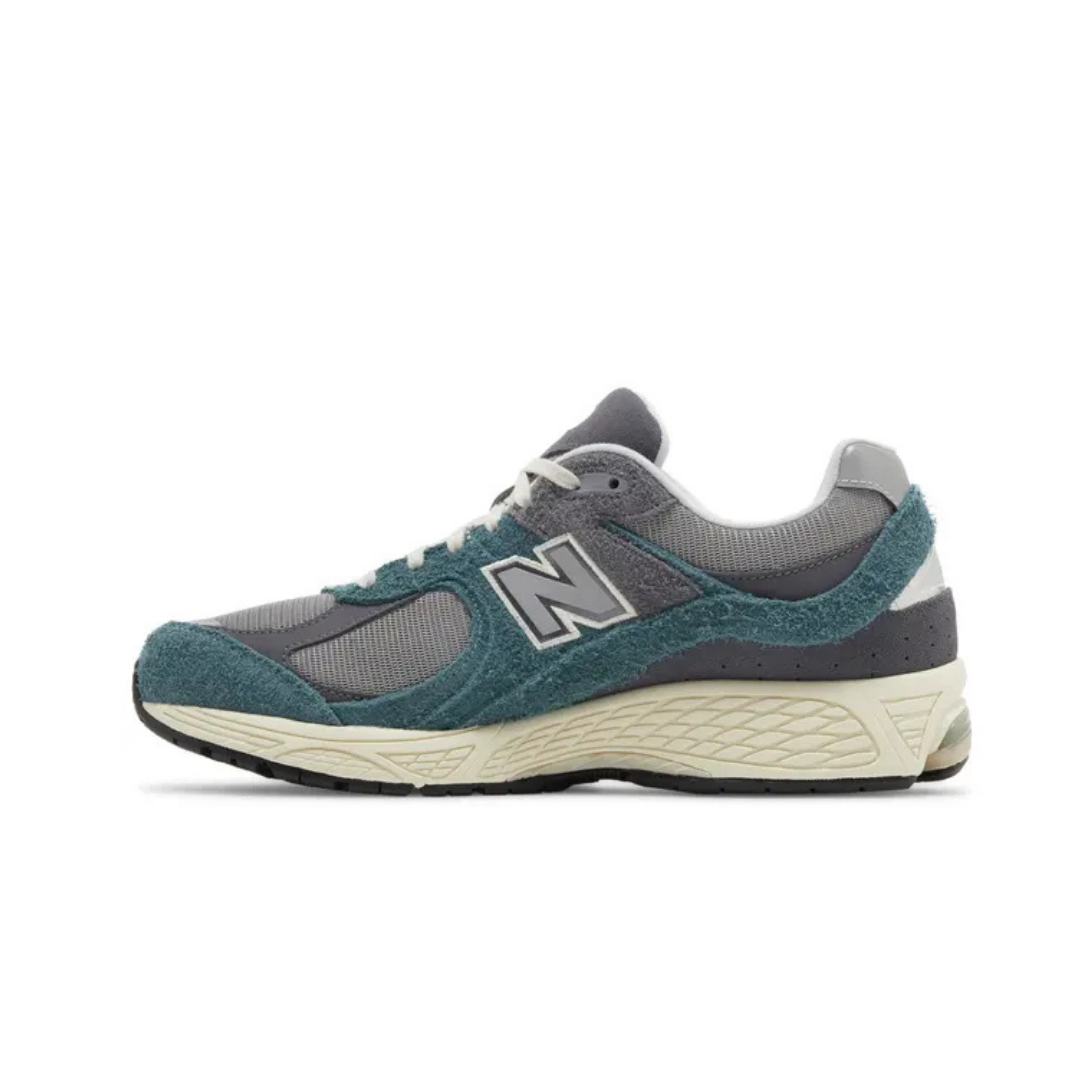 New Balance 2002R New Spruce Magnet