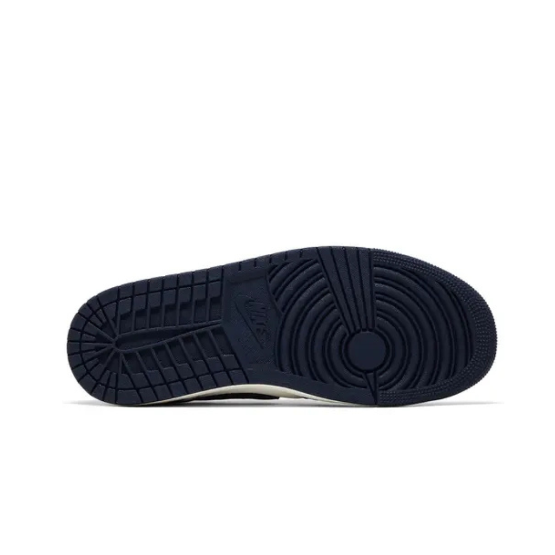 Air Jordan 1 Low OG Obsidian UNC