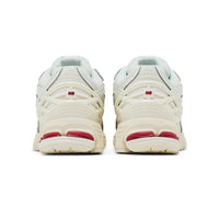 New Balance 1906R Sea Salt Red