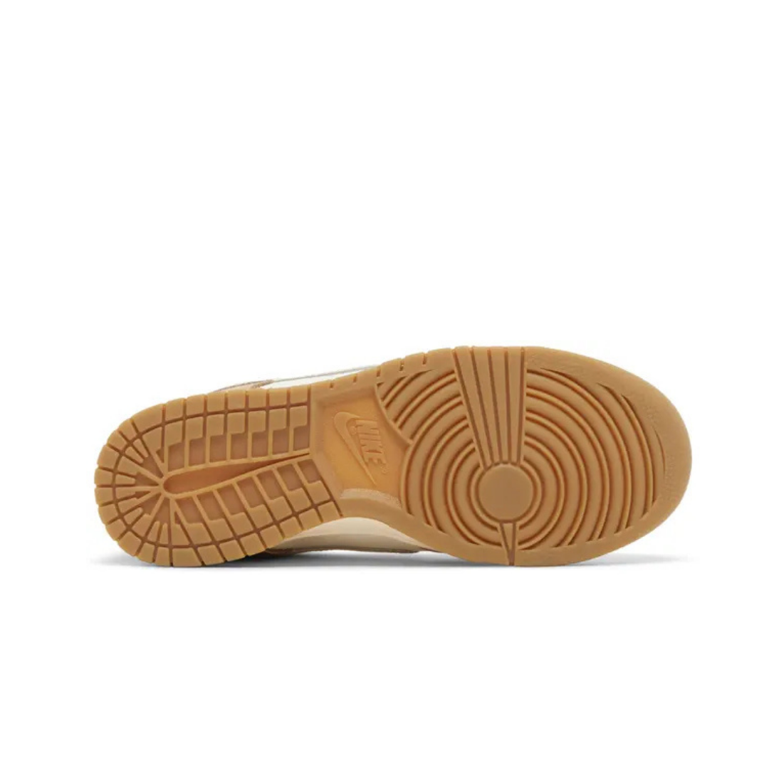 Dunk Low SE Australia (W)