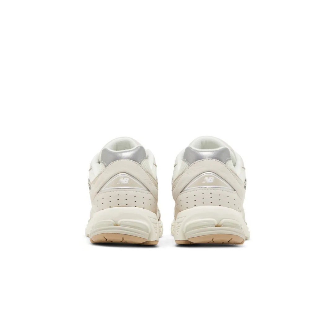 New Balance 2002R Linen Fog