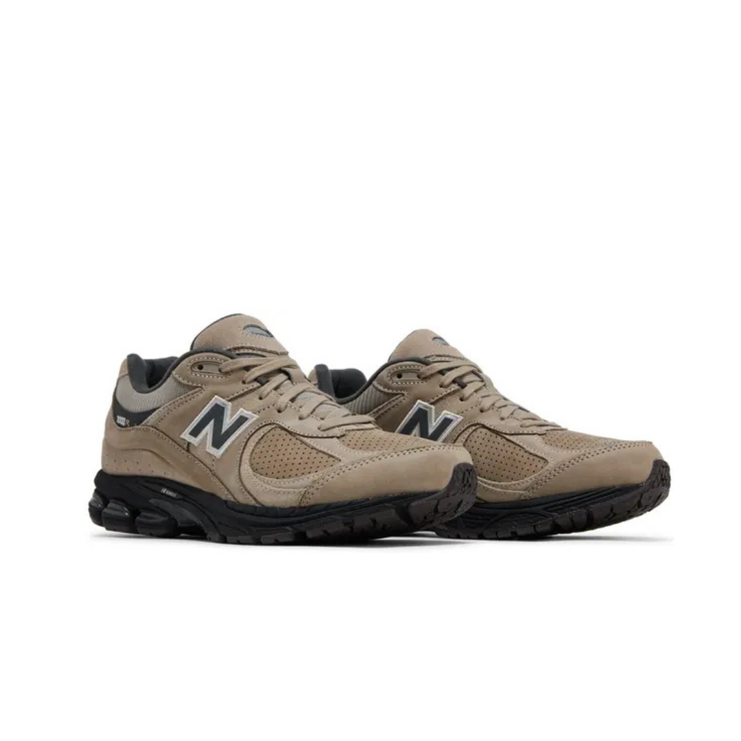 New Balance 2002R Driftwood Black
