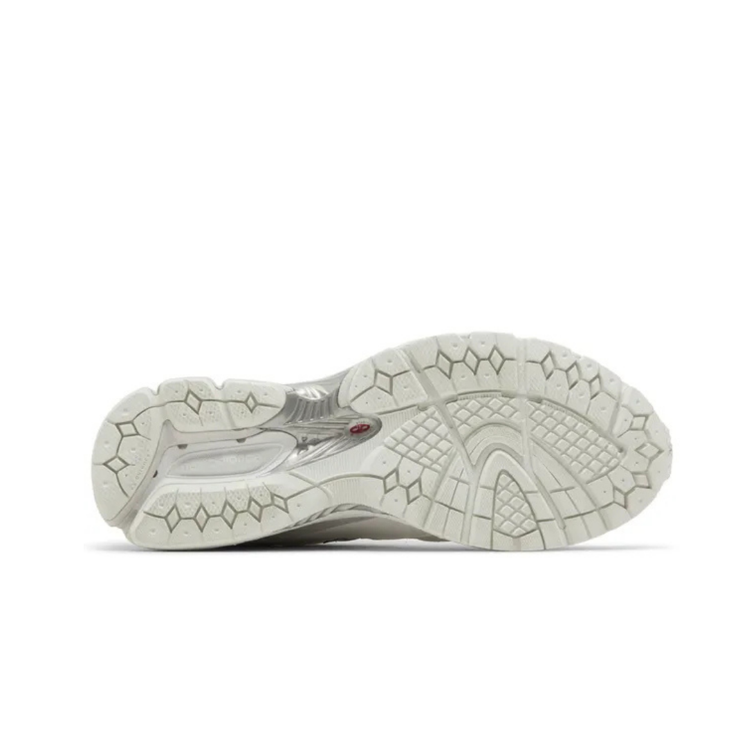 New Balance 2002R GORE-TEX White Brighton Grey