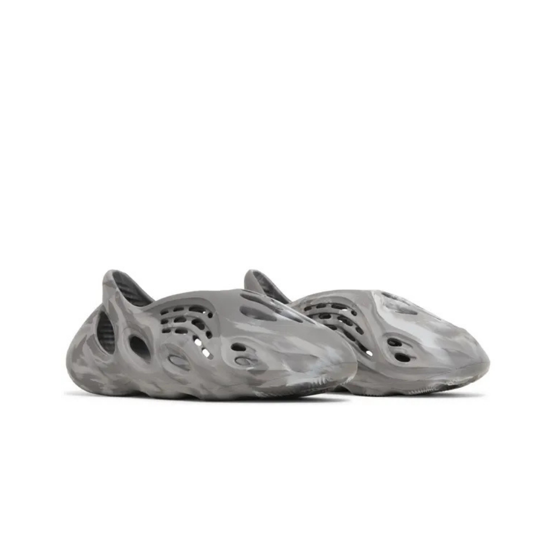 Adidas Yeezy Foam Runner MX Granite