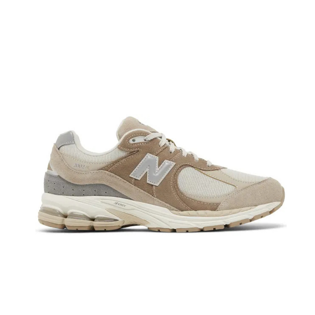 New Balance 2002R Driftwood