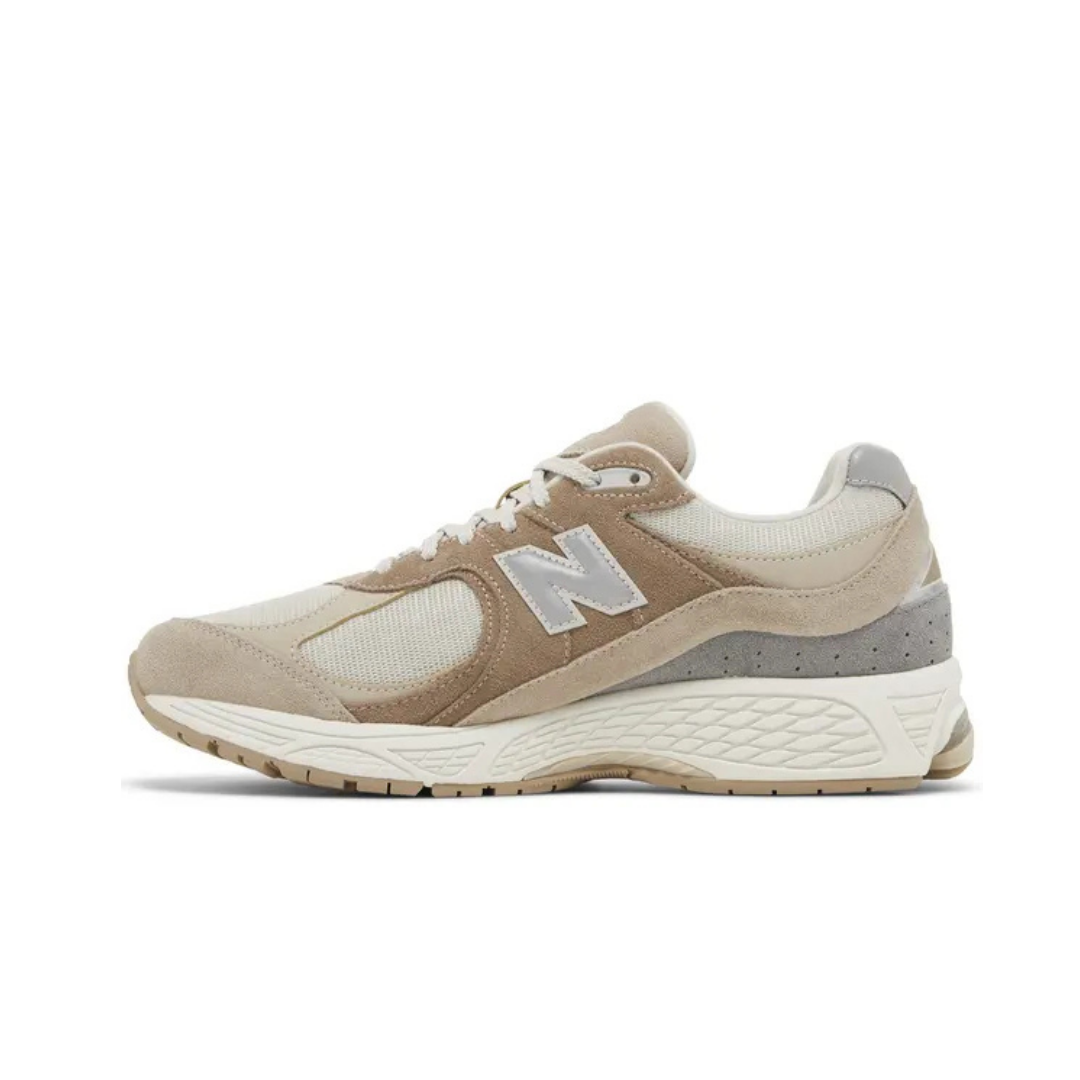 New Balance 2002R Driftwood