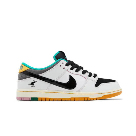 Nike SB Dunk Low CSEF