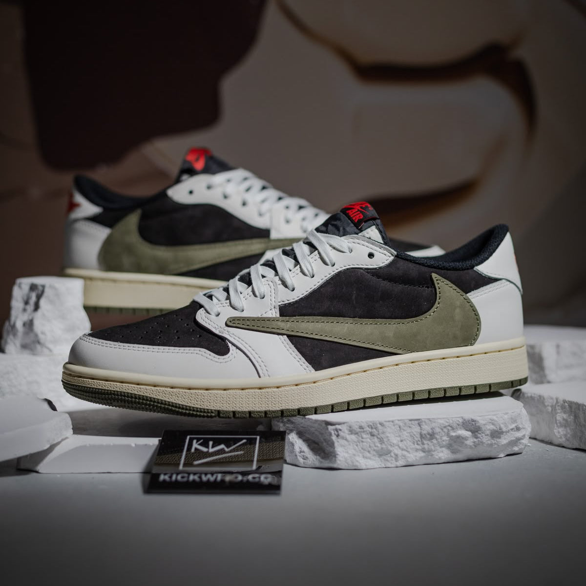 Travis Scott x Air Jordan 1 Low OG Olive | 10 Hills Studio