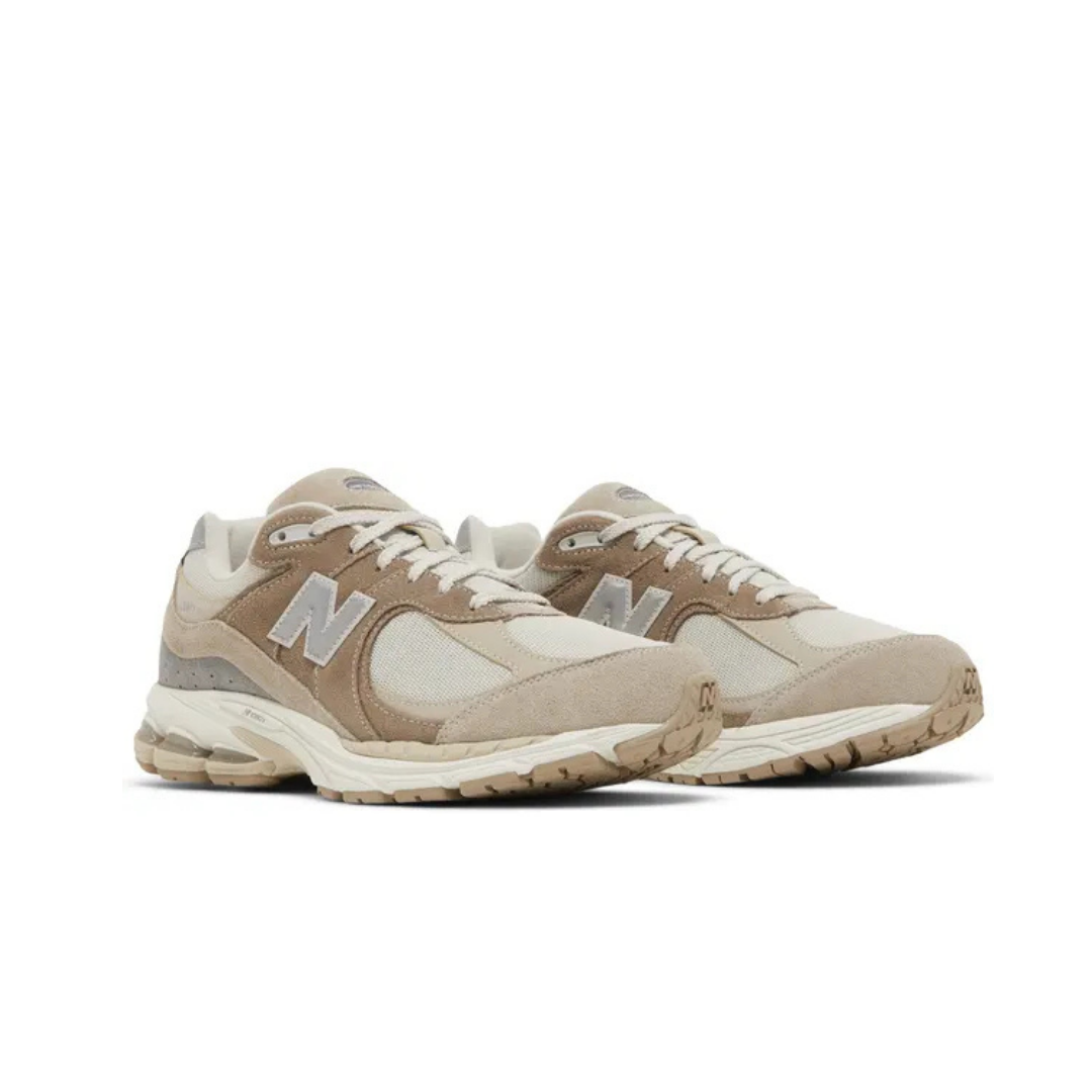 New Balance 2002R Driftwood