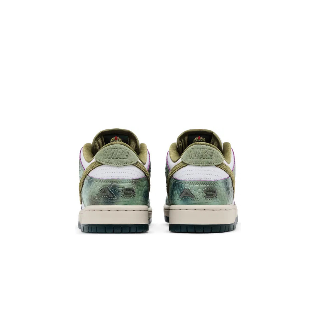 Nike SB Dunk Low Pro 'Chameleon' x Alexis Sablone