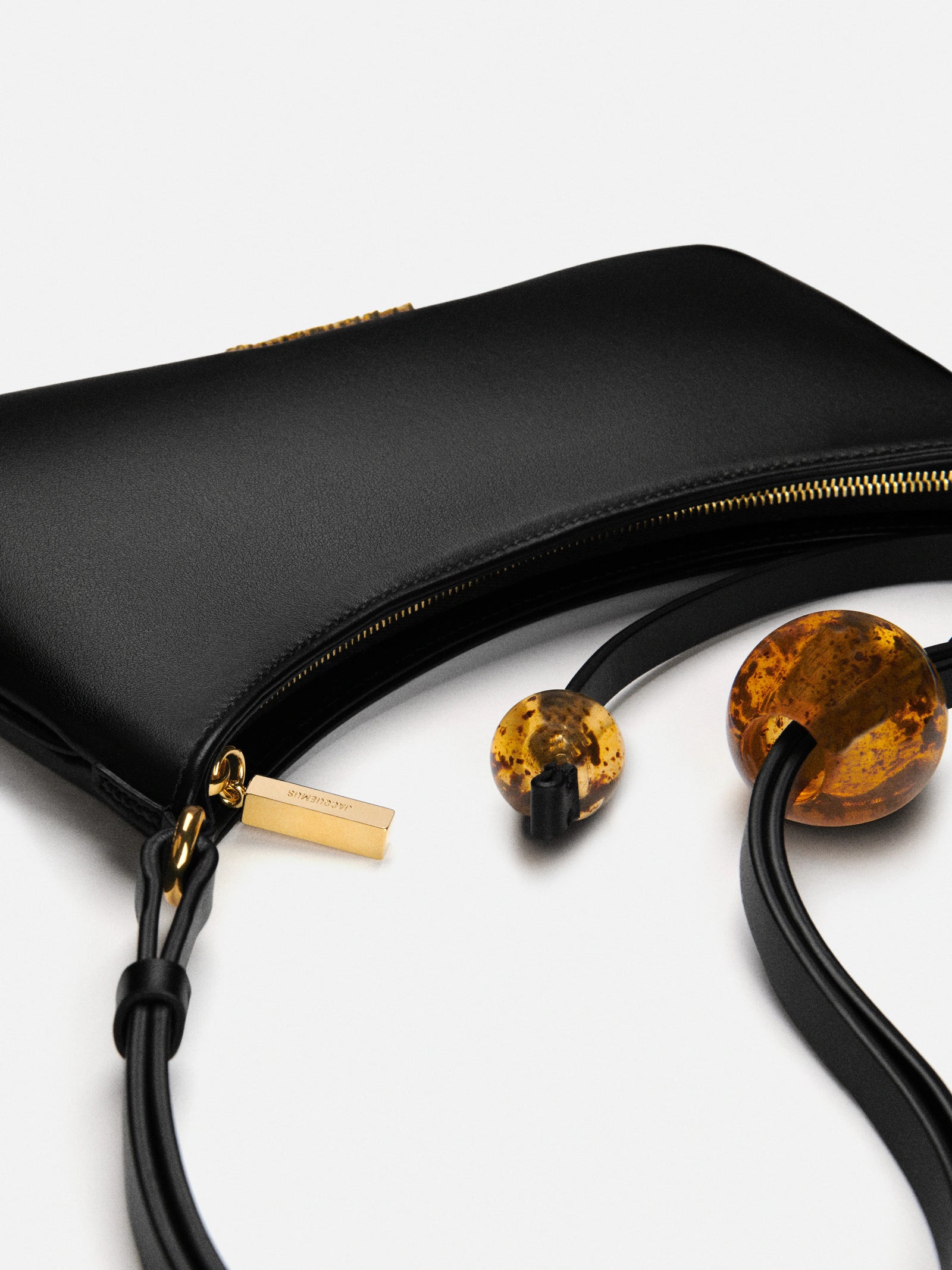 Jacquemus The Bisou Perle Bag - Black