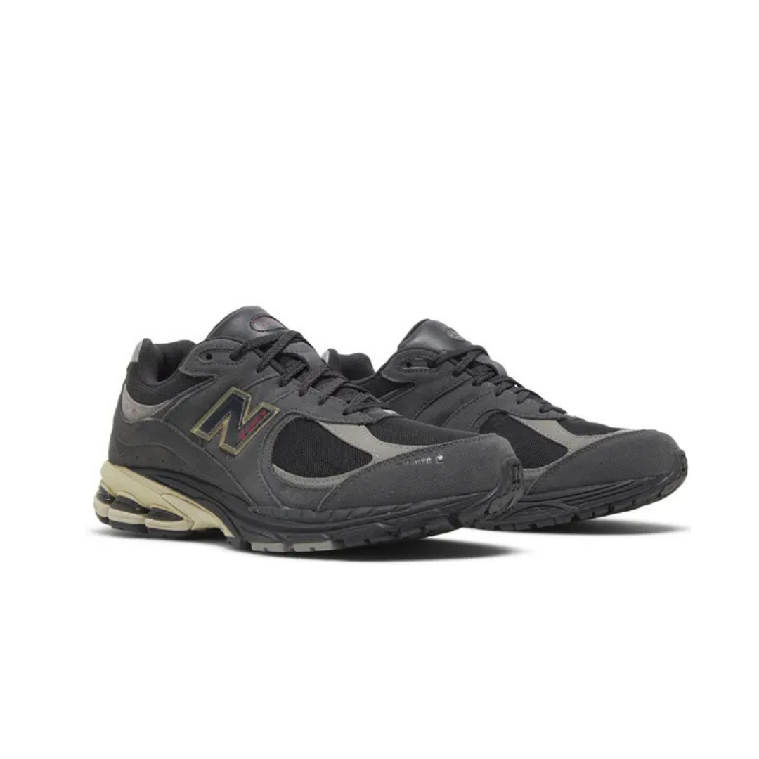 New Balance 2002R Magnet Hi-Pink