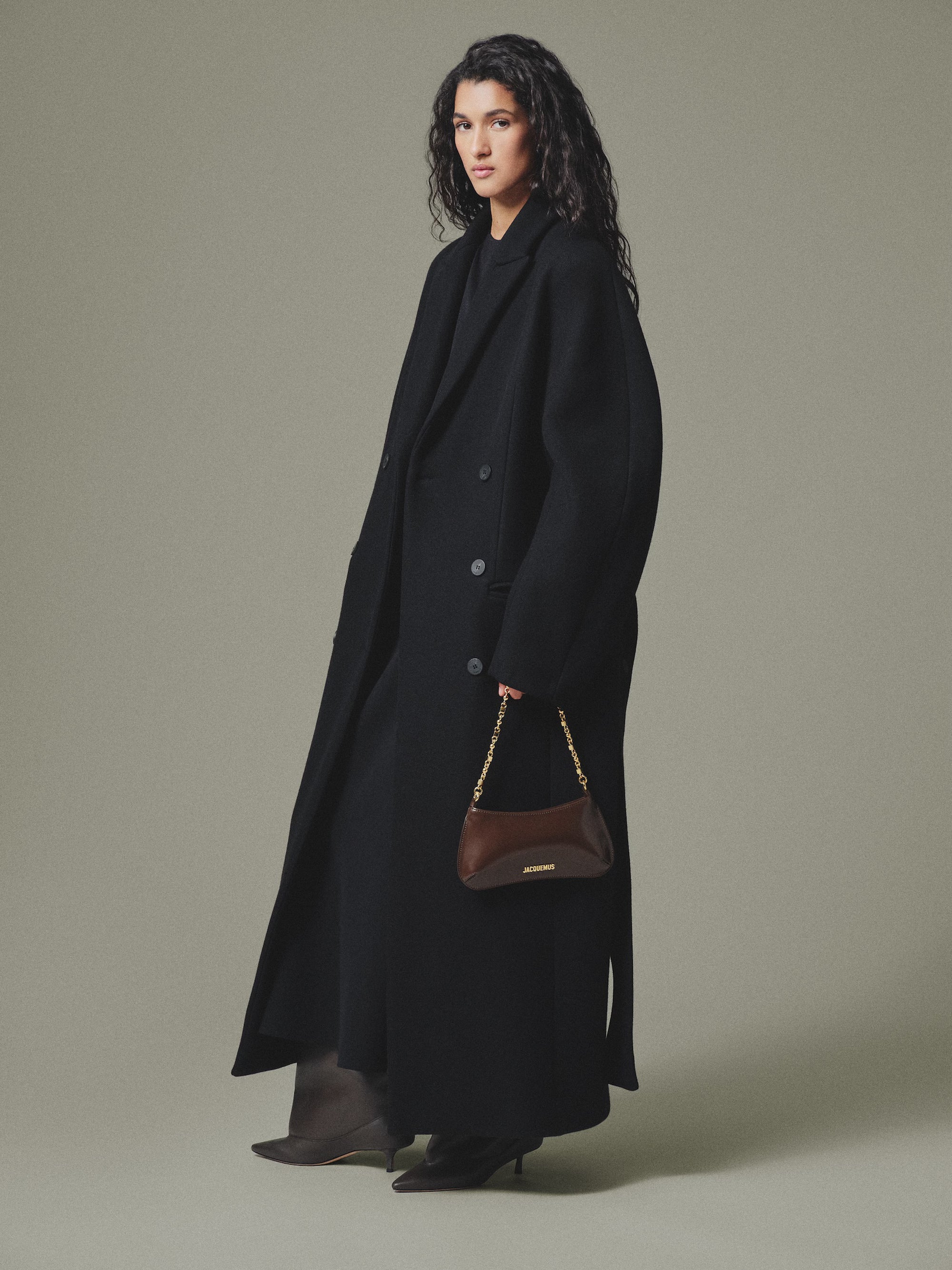 Jacquemus The Small Bisou Chaîne Bag - Midnight Brown