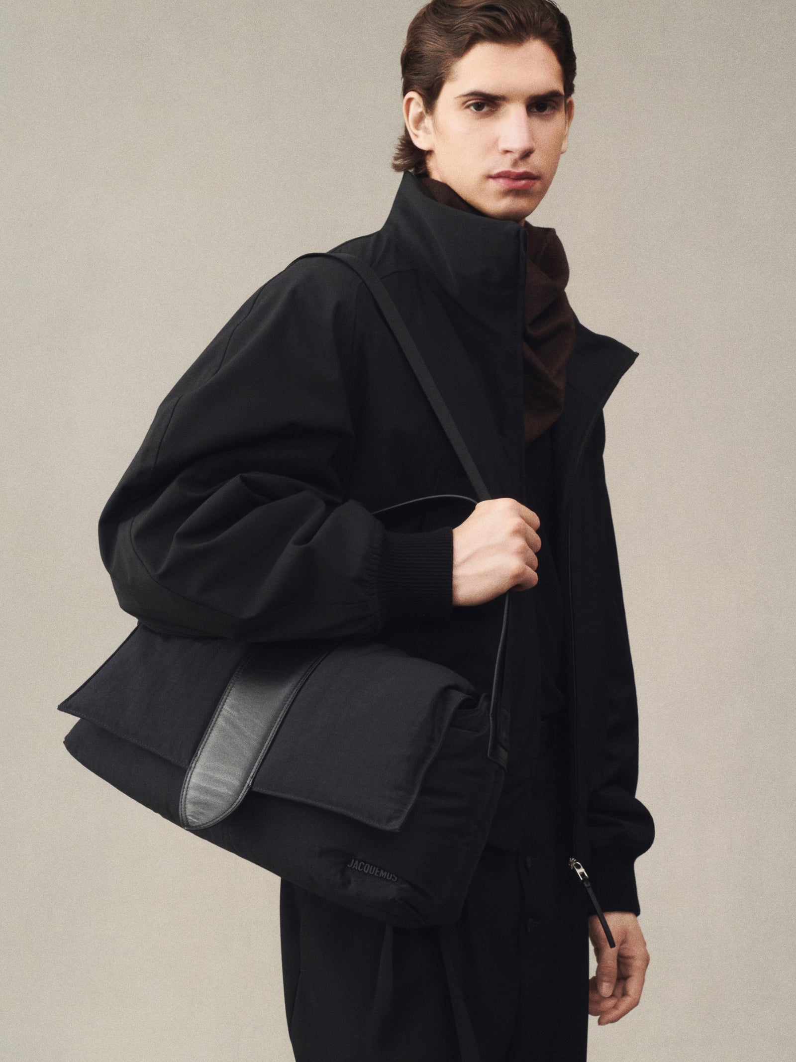 Jacquemus The Bambino Messenger Bag - Black