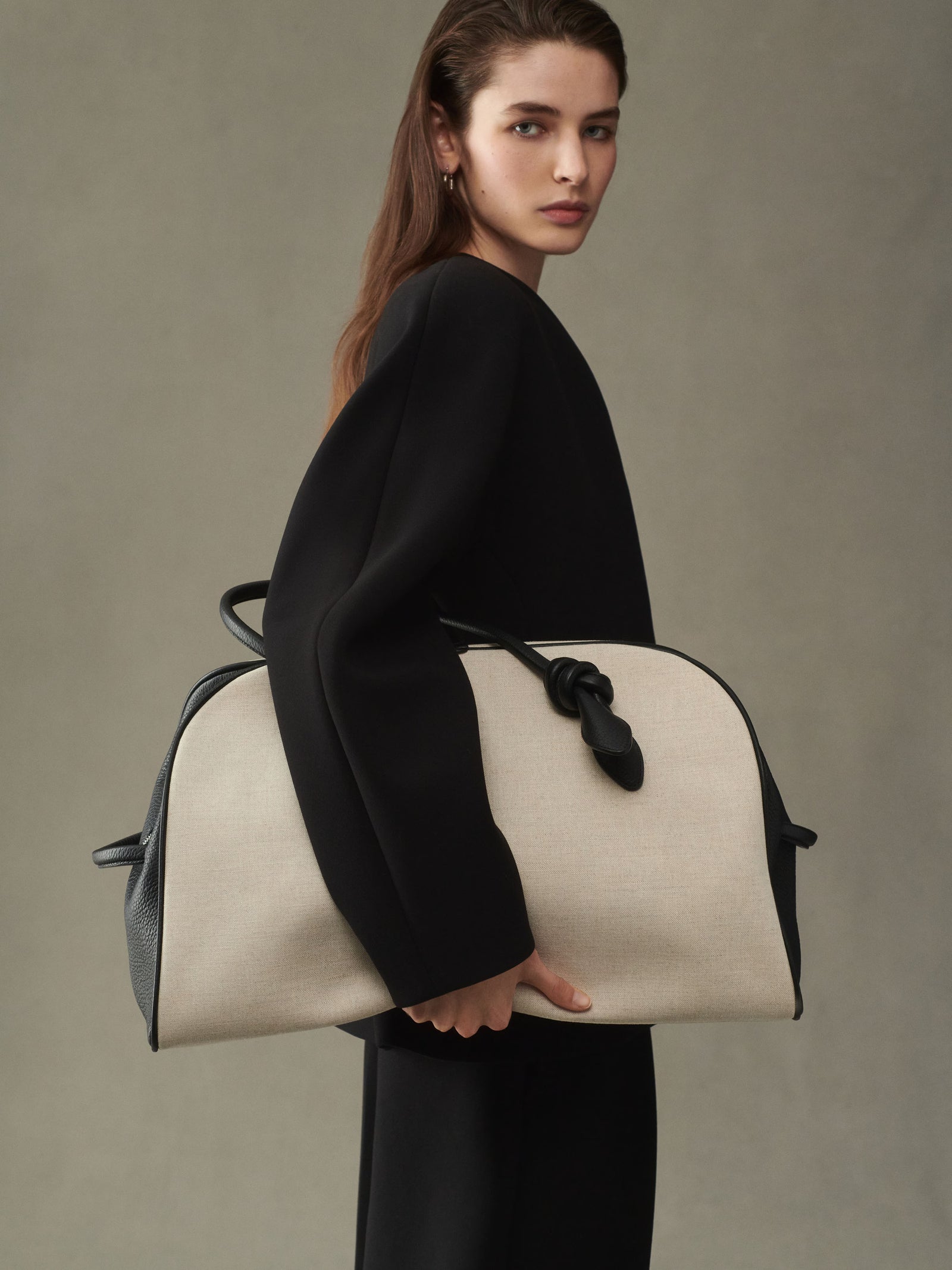 Jacquemus The Large Turismo Bag - Light Greige/Black