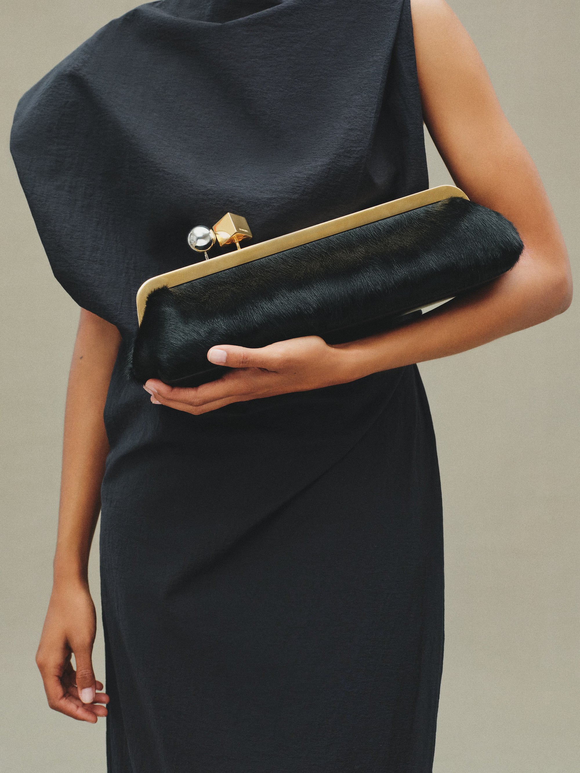 Jacquemus The Salon Clutch Bag - Fur Black
