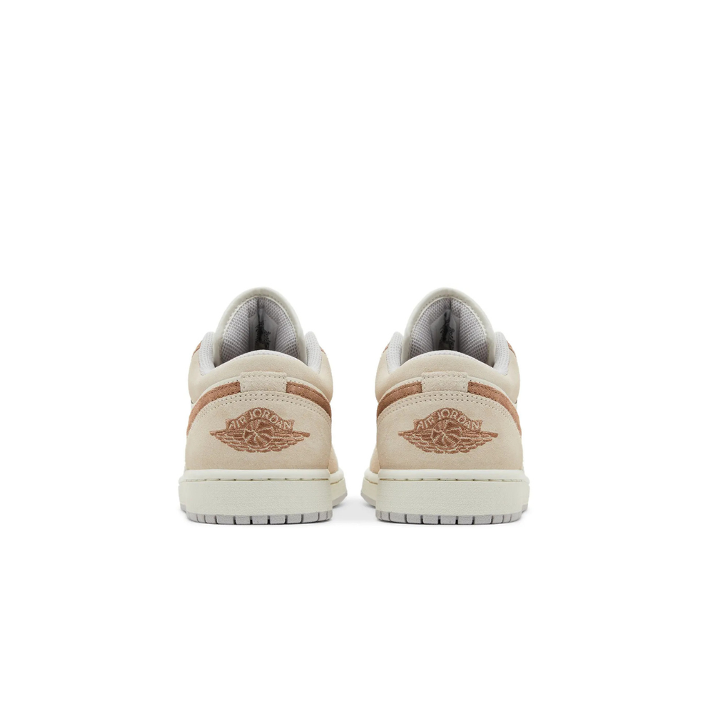 Air Jordan 1 Low SE 'Legend Light Brown'
