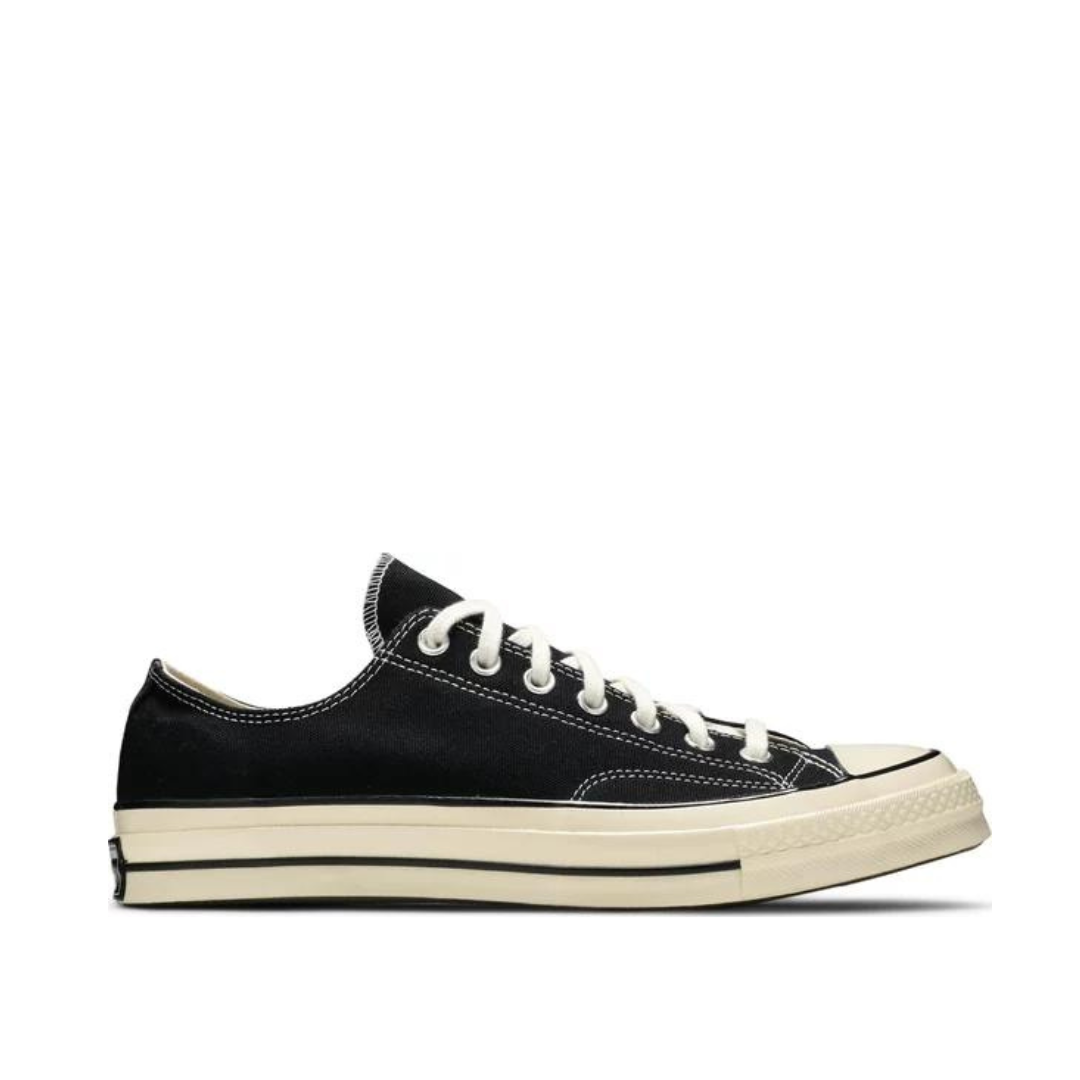 Side view of Converse Chuck 70s Low Top Black