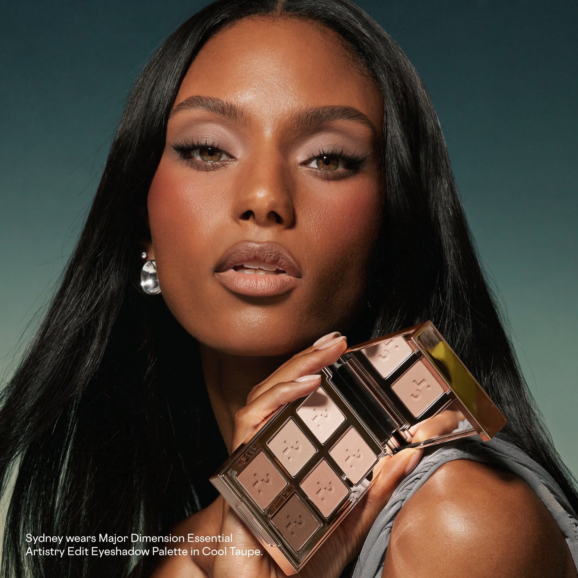 Patrick Ta Major Dimension Essential Artistry Edit Eyeshadow Palette - Cool Taupe