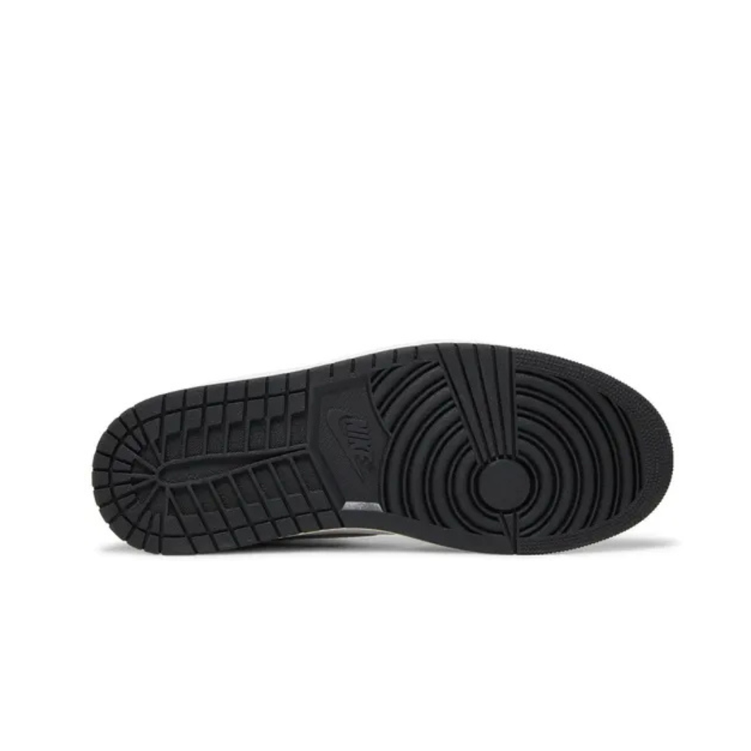 Air Jordan 1 Retro High OG 'Washed Black'