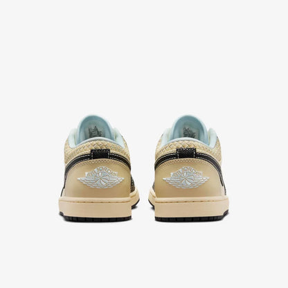Air Jordan 1 Low SE Coconut Milk Black Muslin