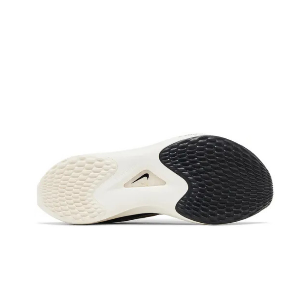 Nike Zoom Fly 5 'Black Metallic Gold Grain'