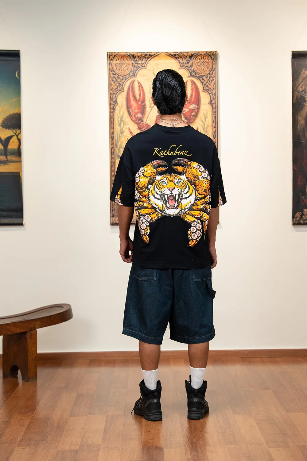 Kathnbenz Oversized Black T-Shirt - Tiger Claw