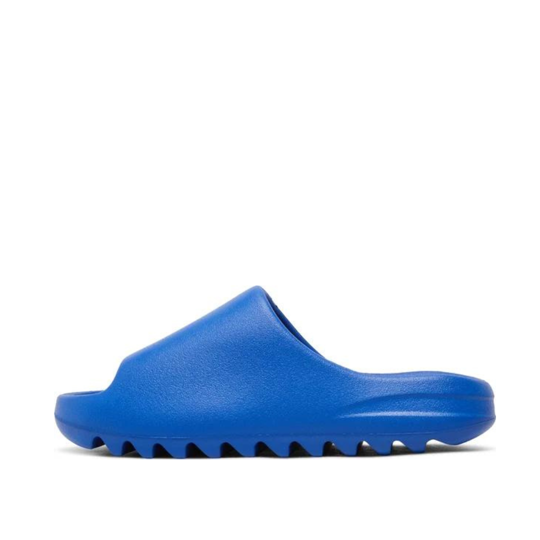 Side view of Adidas Yeezy Azure Slide, left to right