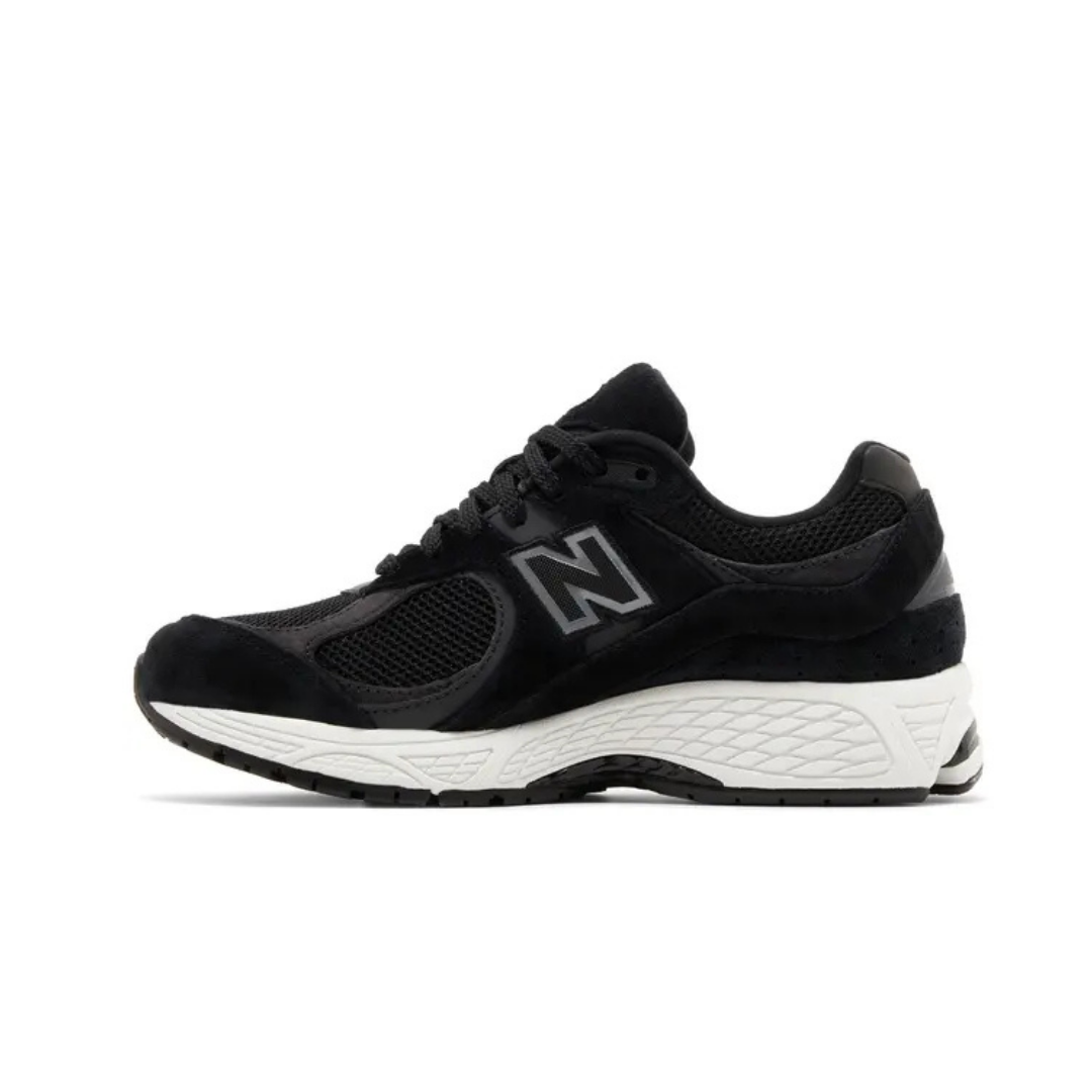 New Balance 2002R Black Gunmetal