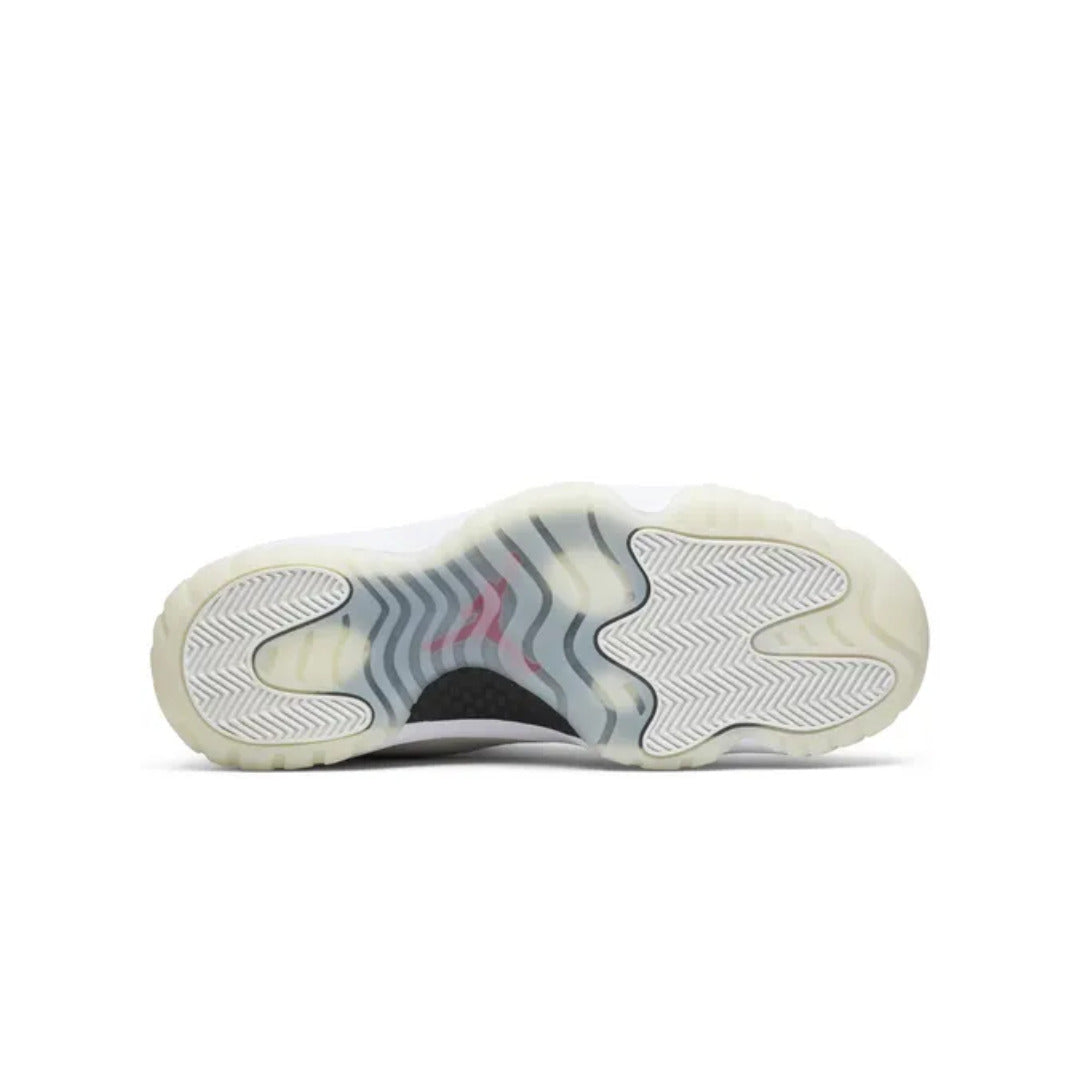 Air Jordan 11 Retro 'Platinum Tint'