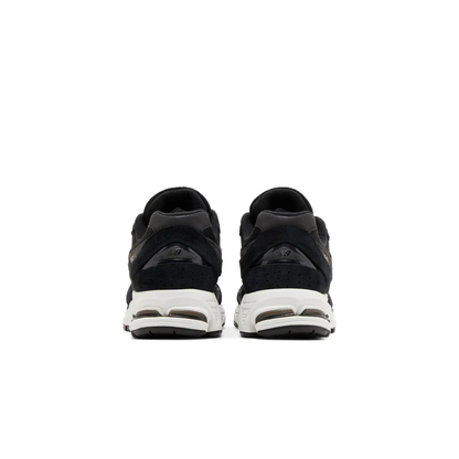 New Balance 2002R Black Gunmetal