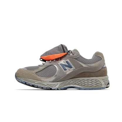 New Balance 2002R Pouch - Castle Grey