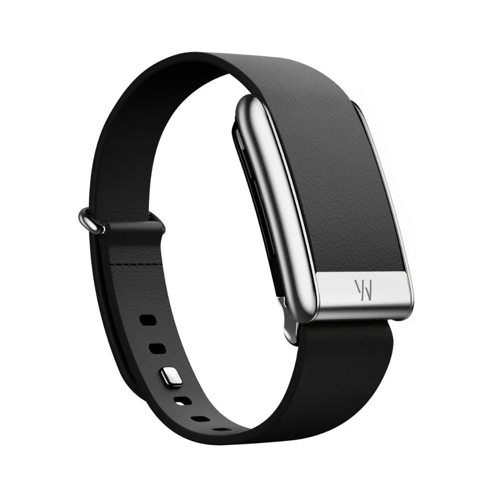 Whoop 5.0 Peak Strap - LEATHERLUXE TAPERED BLACK WITH TITANIUM