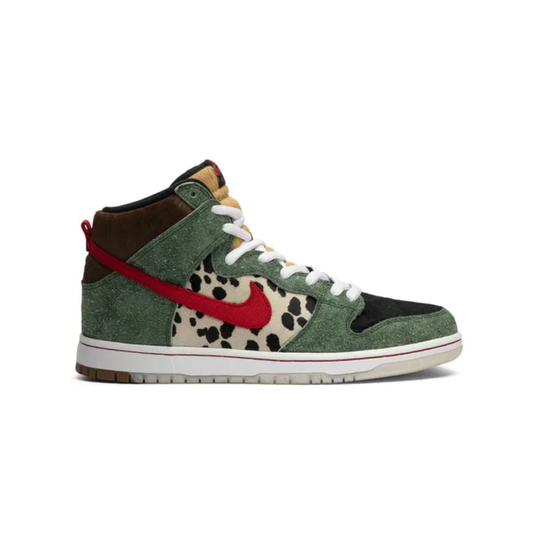 Nike SB Dunk High Dog Walker