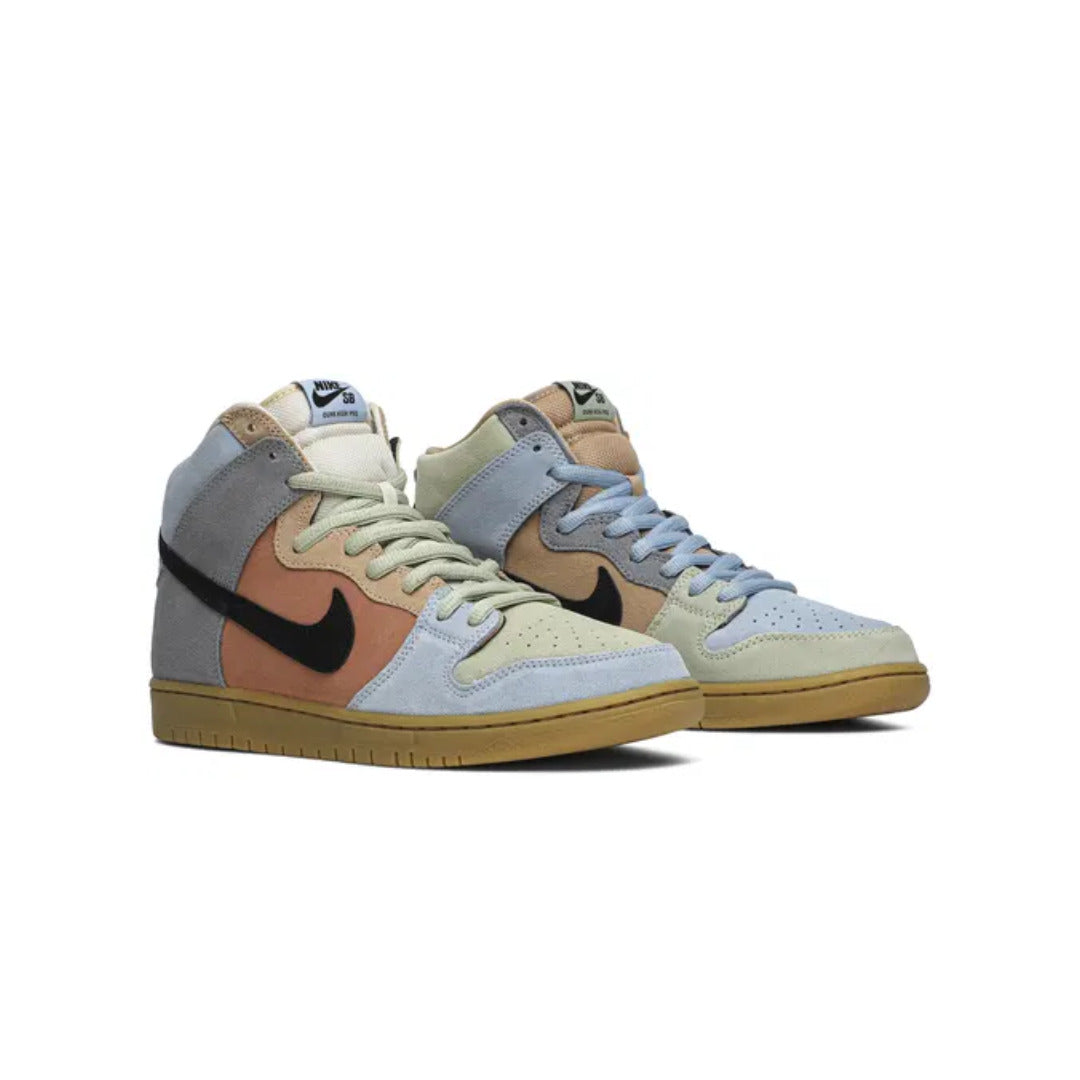 Nike SB Dunk High Spectrum