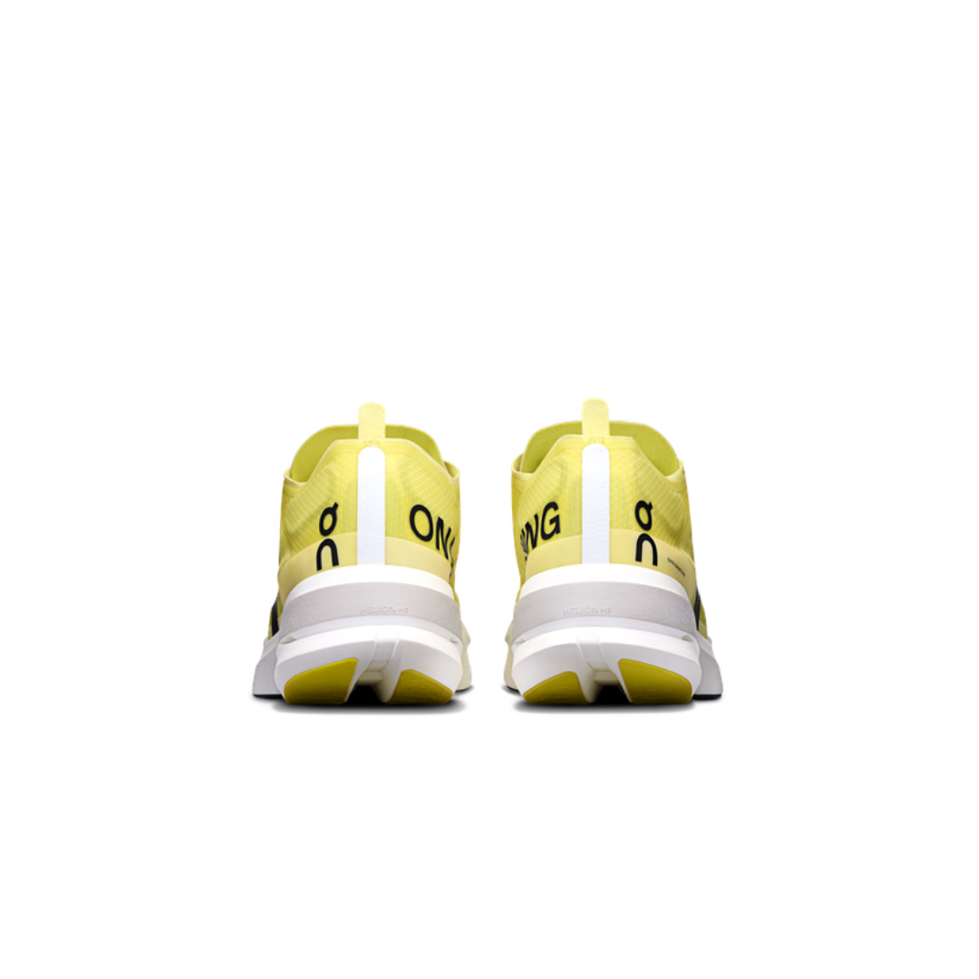 ON Running Cloudboom Strike Limelight Wolf