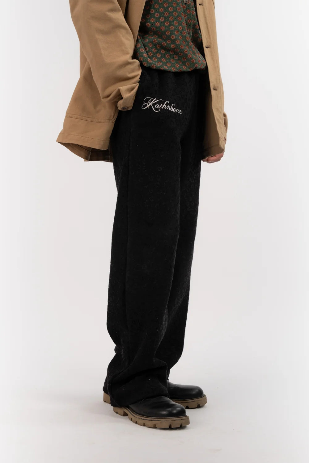 Kathnbenz Black Pants - Shadow Scales