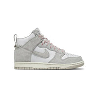 Nike Dunk High Notre Light Orewood Brown