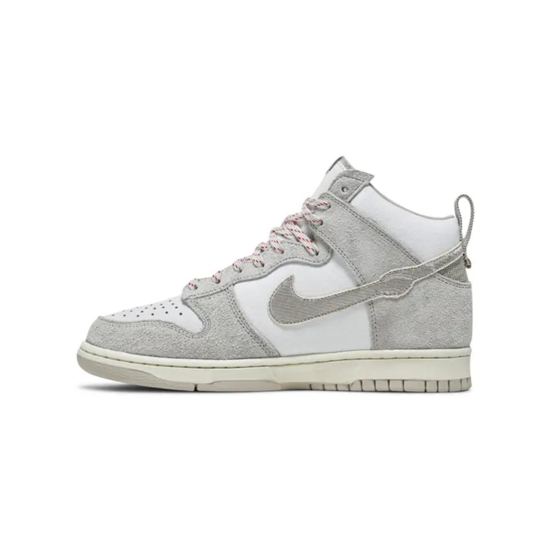 Nike Dunk High Notre Light Orewood Brown