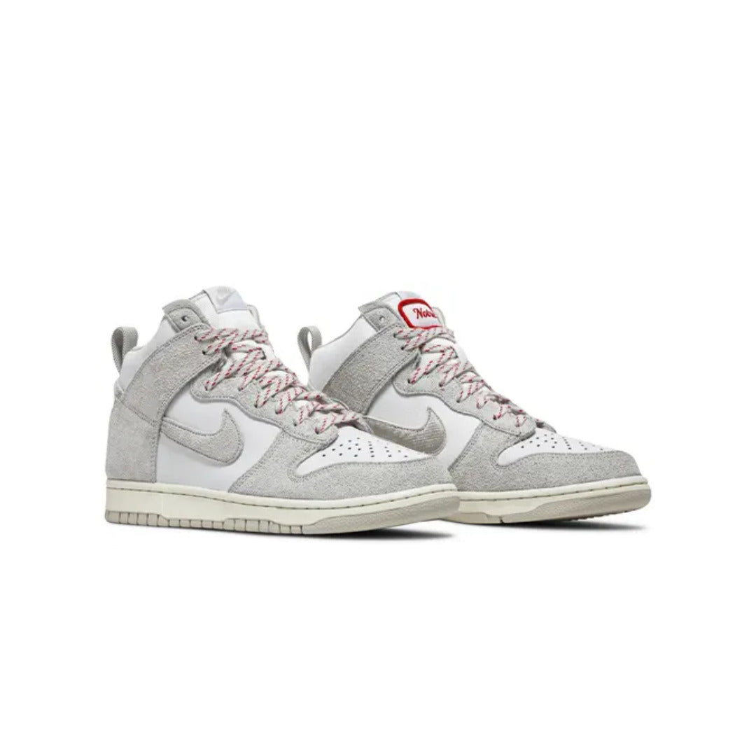 Nike Dunk High Notre Light Orewood Brown