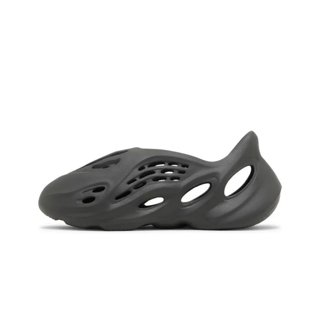 Adidas Yeezy Foam Runner Carbon