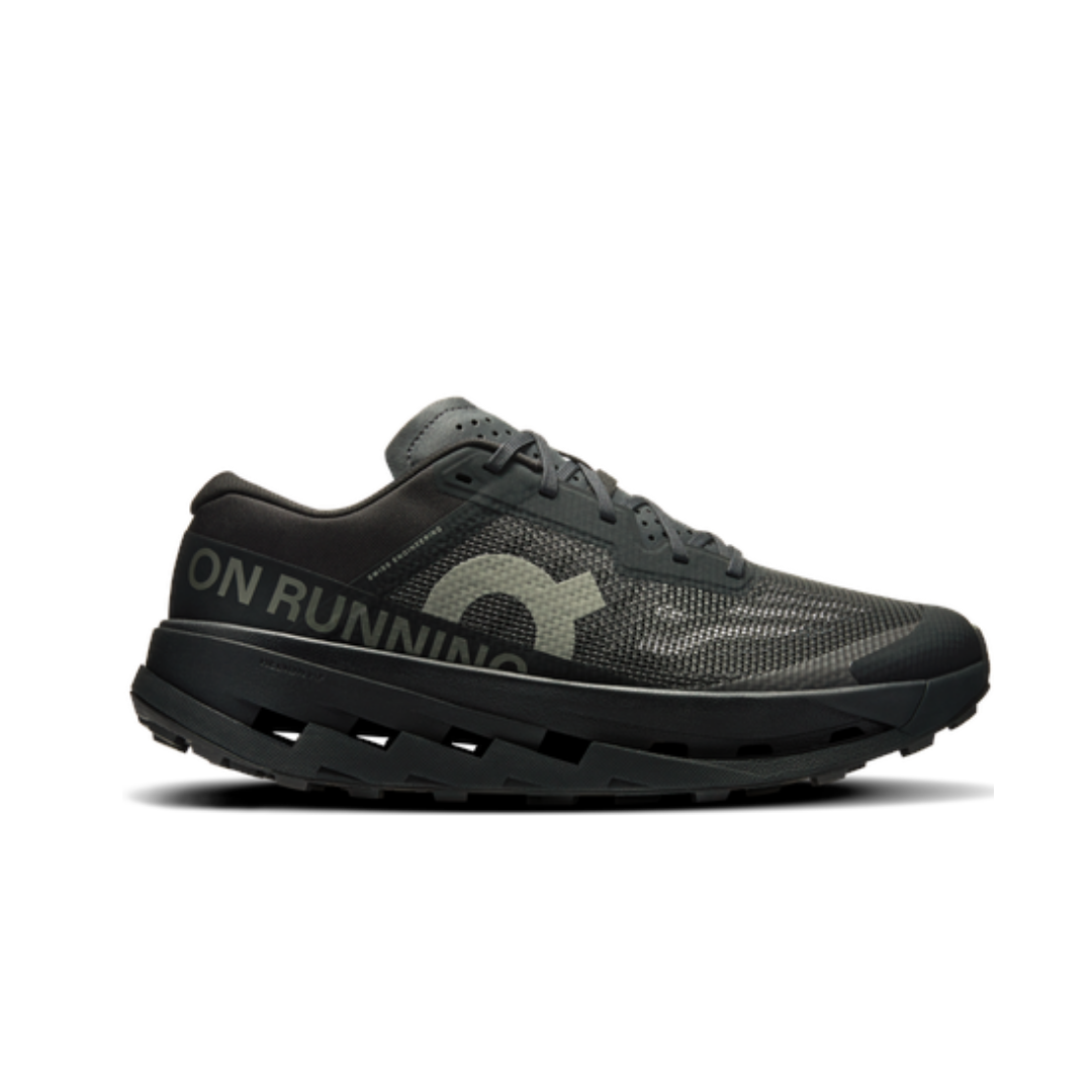 ON Running Cloudultra 3 Black