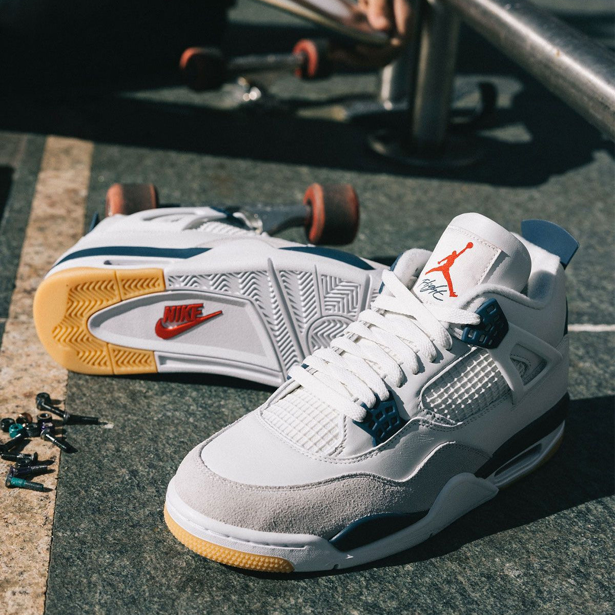 Air Jordan 4 Retro SB Navy | 10 Hills Studio